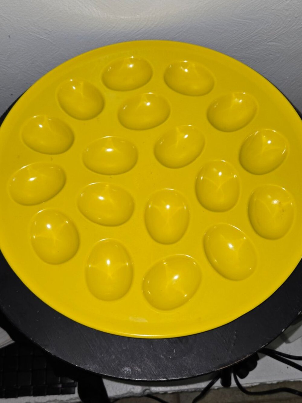 Egg Plate - Picture 2 of 3